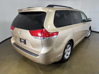 2012 Toyota Sienna