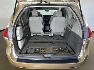 2012 Toyota Sienna