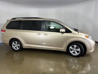 2012 Toyota Sienna