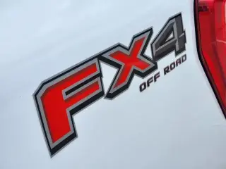 Ford F-150 2022 4x4 XLT 4p SuperCrew 5.5 ft. CB