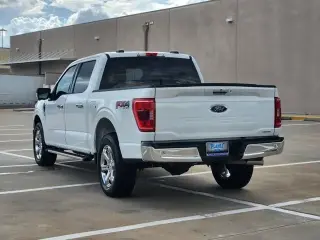Ford F-150 2022 4x4 XLT 4p SuperCrew 5.5 ft. CB