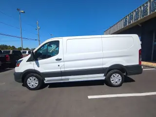 Ford Transit 2025 250 3p LWB Tech techo bajo furgoneta de carga