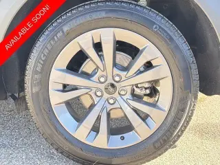 Ford Explorer 2024 AWD XLT 4p SUV