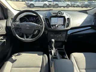 Ford Escape 2017 4x4 Titanium 4p SUV
