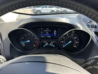 Ford Escape 2017 4x4 Titanium 4p SUV