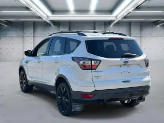 Ford Escape 2017 4x4 Titanium 4p SUV