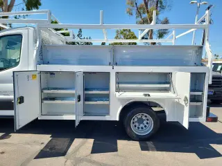 Ford Transit 2024 350 HD 2dr 138 in. WB DRW Chassis w/11000 Lb. GVWR