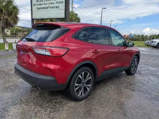 Ford Escape 2022 SE 4dr SUV