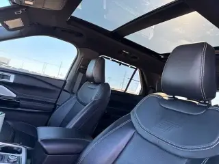 Ford Explorer 2023 AWD ST 4dr SUV