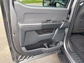 Ford F-150 2023 4x4 XL 4dr SuperCrew 5.5 ft. SB