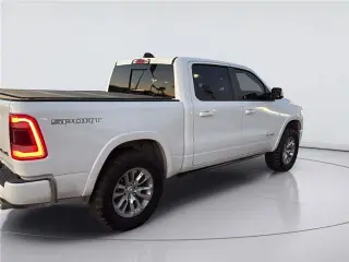 Ram 1500 2021 4x4 Laramie 4dr Crew Cab 5.6 ft. SB Pickup