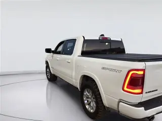 Ram 1500 2021 4x4 Laramie 4dr Crew Cab 5.6 ft. SB Pickup