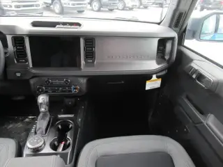 Ford Bronco 2025 4x4 Base 4dr SUV