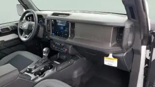 Ford Bronco 2025 4x4 Base 2dr SUV