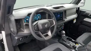 Ford Bronco 2025 4x4 Base 2dr SUV