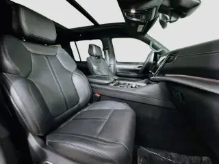 Jeep Wagoneer 2023 4x2 Serie II 4p SUV