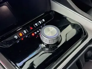 Jeep Wagoneer 2023 4x2 Serie II 4p SUV