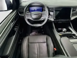 Jeep Wagoneer 2023 4x2 Serie II 4p SUV