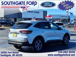 Ford Escape 2025 ST-Line Select AWD SUV de 4 puertas