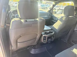 Ram 1500 2019 4x4 Big Horn 4p Crew Cab 5.6 ft. SB Pickup