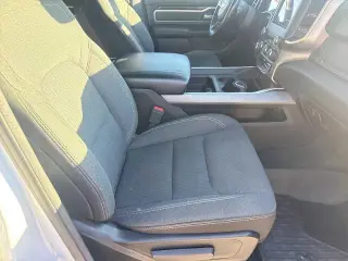 Ram 1500 2019 4x4 Big Horn 4p Crew Cab 5.6 ft. SB Pickup