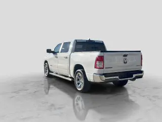 Ram 1500 2019 4x4 Big Horn 4p Crew Cab 5.6 ft. SB Pickup