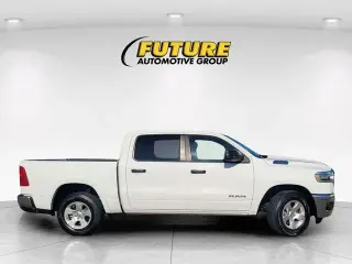 Ram 1500 2025 4x4 Big Horn 4dr Crew Cab 5.6 ft. SB Pickup
