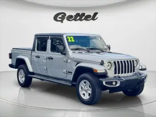 Jeep Gladiator 2022 4x4 Sport 4dr Crew Cab 5.0 pies SB