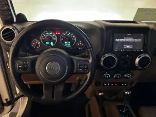 Jeep Wrangler Unlimited 2012 4x4 Rubicon 4dr SUV
