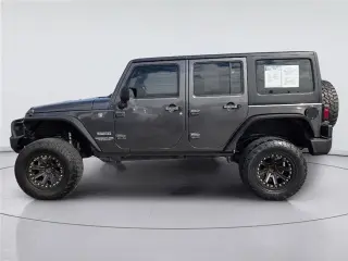 Jeep Wrangler Unlimited 2017 4x4 Sport 4dr SUV