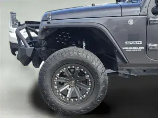 Jeep Wrangler Unlimited 2017 4x4 Sport 4dr SUV