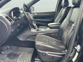 Jeep Grand Cherokee 2019 4x4 Laredo 4dr SUV