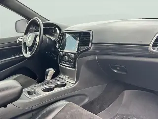 Jeep Grand Cherokee 2019 4x4 Laredo 4dr SUV