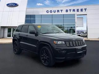 Jeep Grand Cherokee 2019 4x4 Laredo 4dr SUV