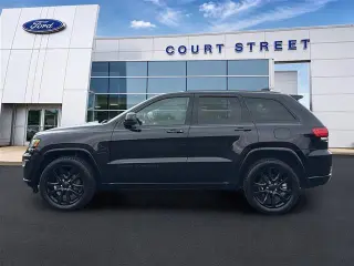 Jeep Grand Cherokee 2019 4x4 Laredo 4dr SUV