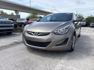 Hyundai ELANTRA 2016 SE 4p Sedan 6M (EE. UU.)