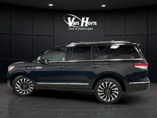 2022 Lincoln Navigator