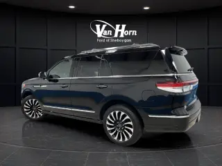 2022 Lincoln Navigator