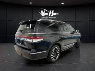 2022 Lincoln Navigator