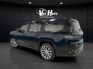 2022 Jeep Grand Wagoneer