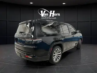 2022 Jeep Grand Wagoneer