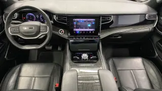 2022 Jeep Wagoneer