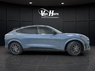 2023 Ford Mustang Mach-E