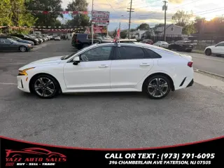 2023 Kia K5 EX Auto FWD