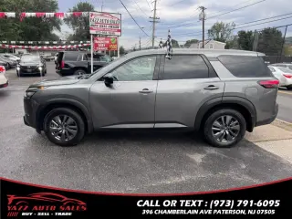 2023 Nissan Pathfinder S 4WD