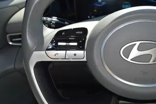 2024 Hyundai Elantra SEL IVT