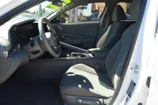 2024 Hyundai Elantra SEL IVT