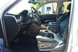 2017 Chevrolet Suburban 4WD 4dr 1500 Premier