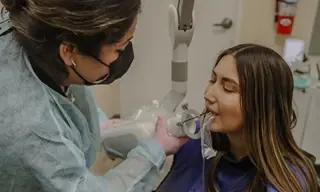 ¡Dentista de confianza aquí!