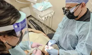 Aquí atención dental familiar